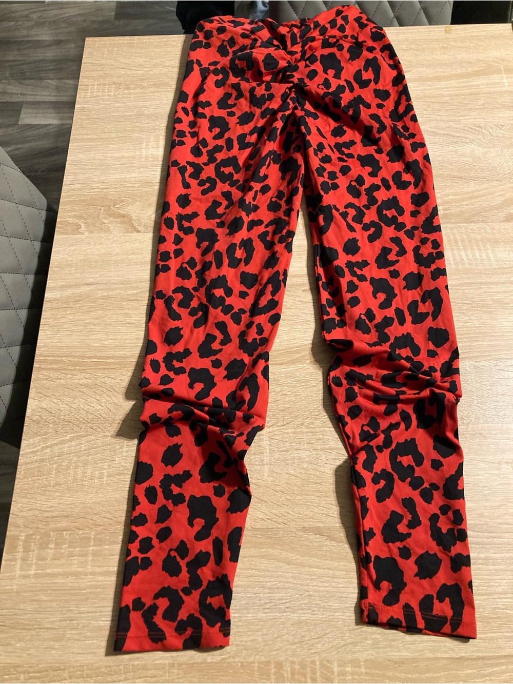 Bold Red Leopard Print Women's Leggings